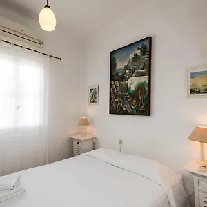 Delphines 2* Mykonos Town